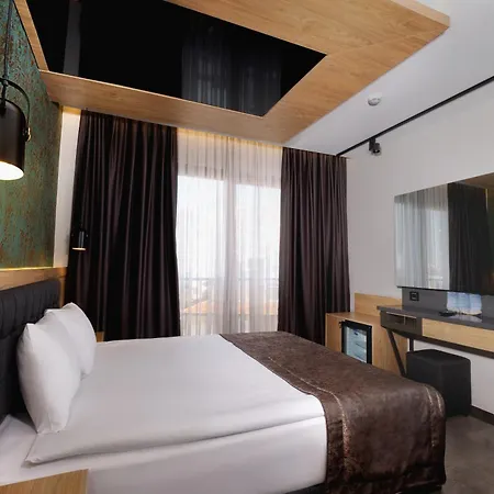 Otel Peramis & 3*