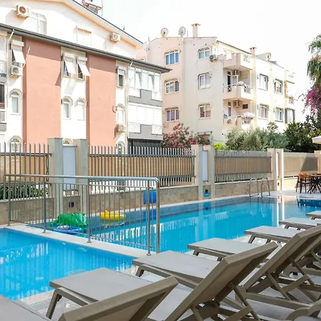 Otel Peramis & 3*
